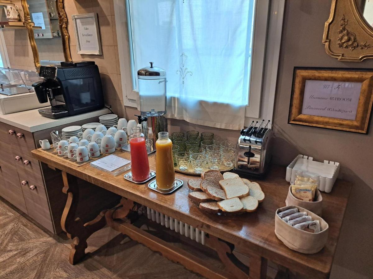 051 Room & Breakfast Bologna Eksteriør billede